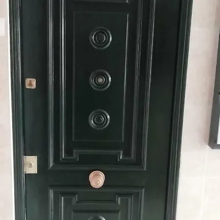 Calle Rio Trueba 11 Bajo D アパート *