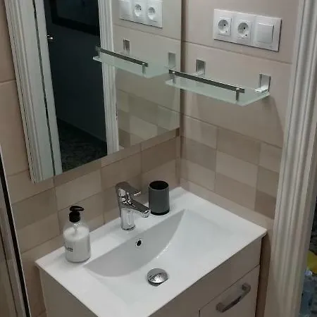 Calle Rio Trueba 11 Bajo D *