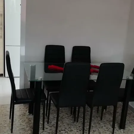 Calle Rio Trueba 11 Bajo D Appartement *